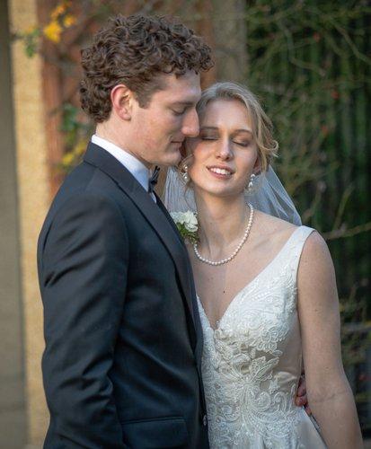 mobile - carousel-hero-element image-1