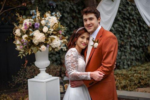 mobile - carousel-hero-element image-1