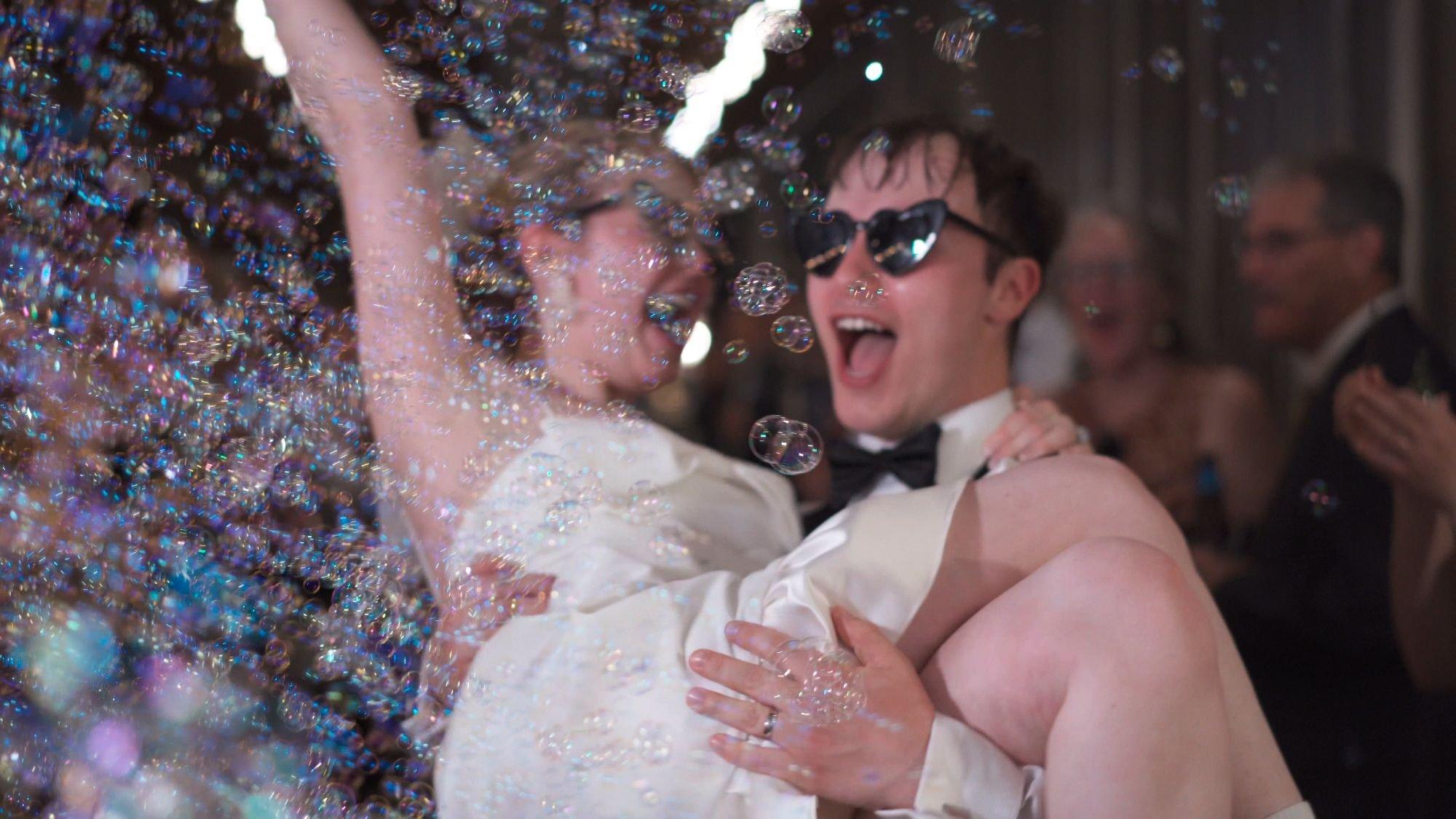 carousel-hero-element image-0