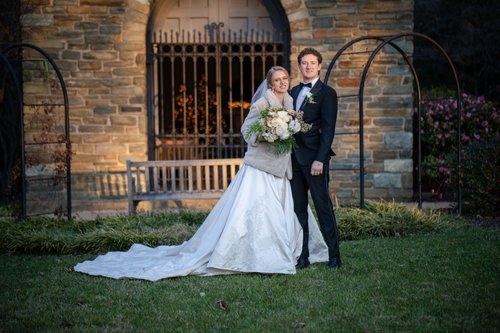 mobile - carousel-hero-element image-2