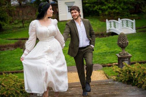 mobile - carousel-hero-element image-7