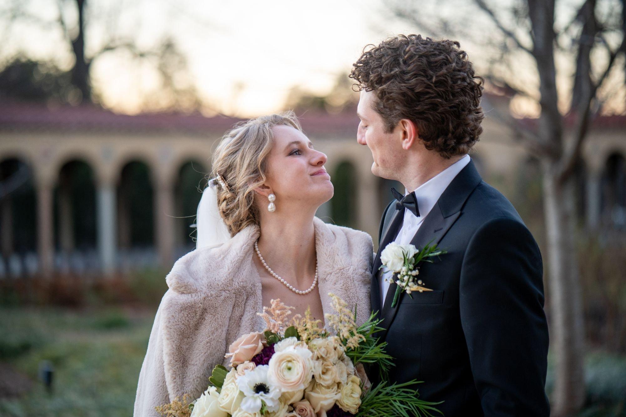 carousel-hero-element image-0