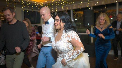 mobile - carousel-hero-element image-3